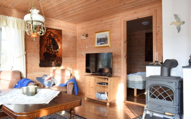 Awesome Home in Lyngdal With 4 Bedrooms