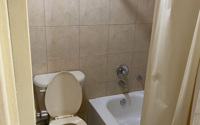 Deer Park Motor Inn