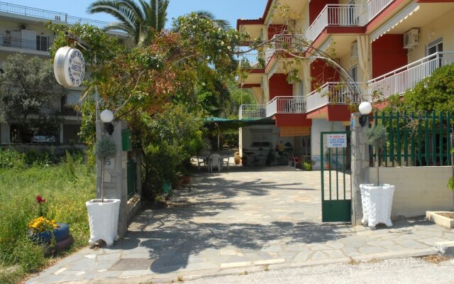 Anestis Apartments