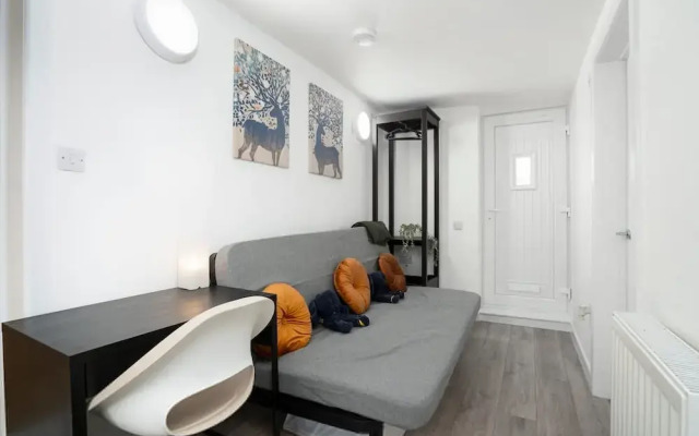 Studio in Lincoln in Lincoln Area