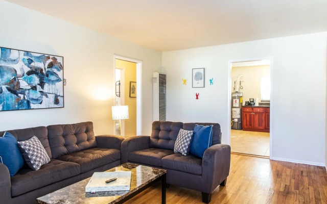 Sunny Palo Alto Two Bed