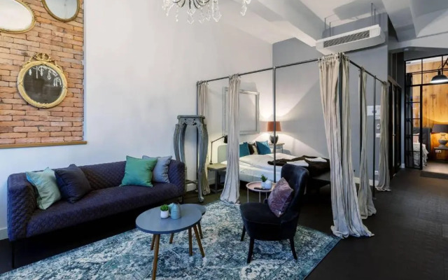 Your Instaworthy Astoria Loft Apartment