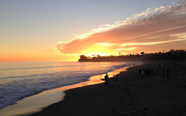 Beachside Inn