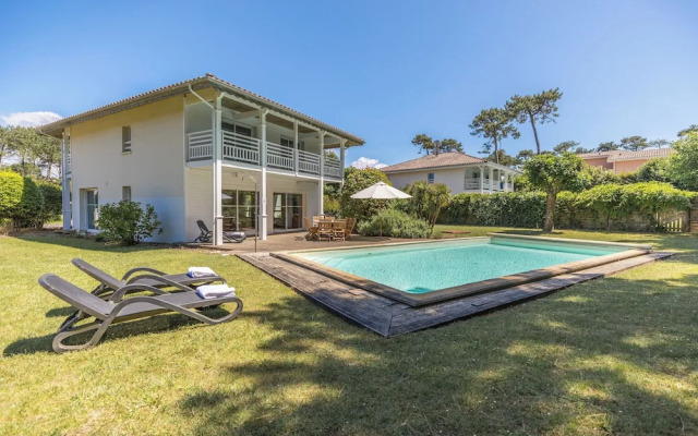 Madame Vacances Villas Club Royal 17