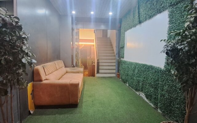 Hotel Tan Square Inn Lodge