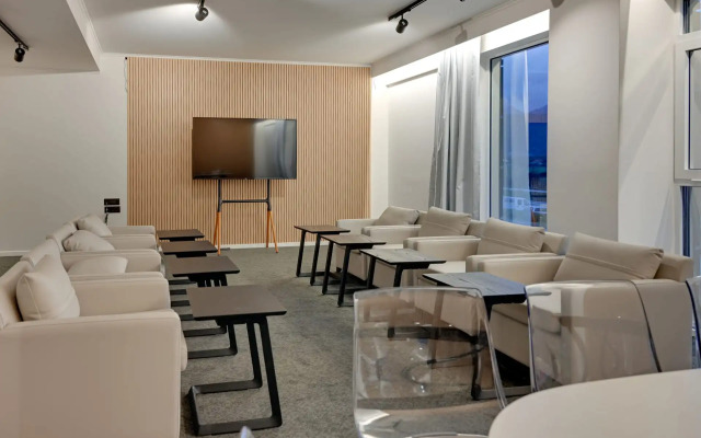 Nomads Lux Studios & Business Center