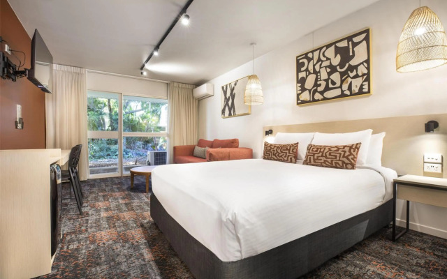 Nightcap at Dalrymple Hotel