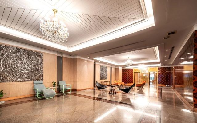 Rembrandt Hotel & Residences