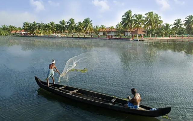 Kalathil Lake Resort