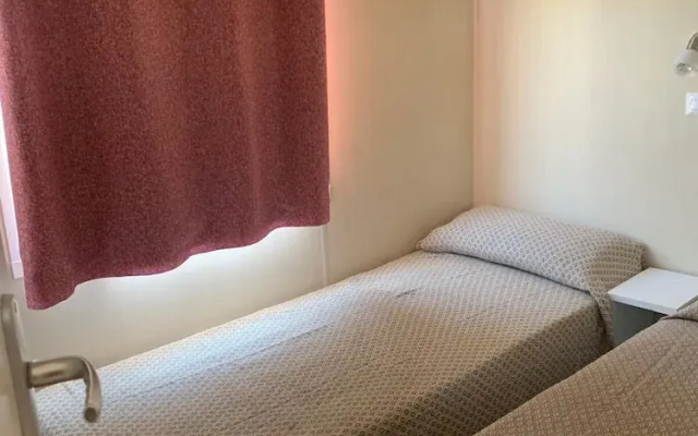 Amplia casa para 6 con piscina
