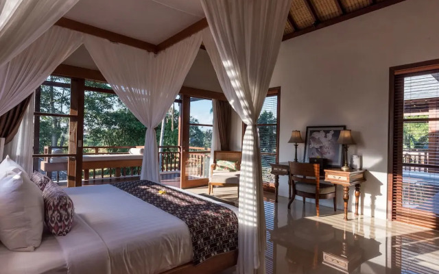 Villa Rusa Biru