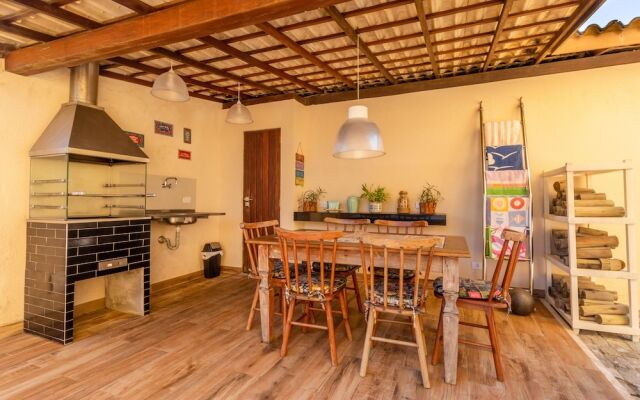 GB18 Maravilhosa Casa Pé na Areia