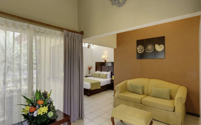 CC Beach Front Papagayo All Inclusive