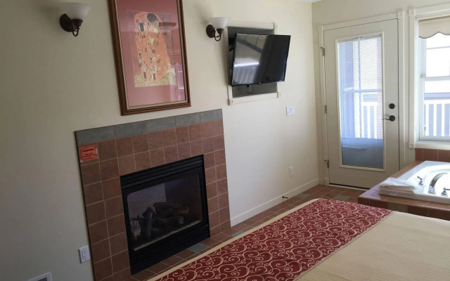 Harbor Lights Resort