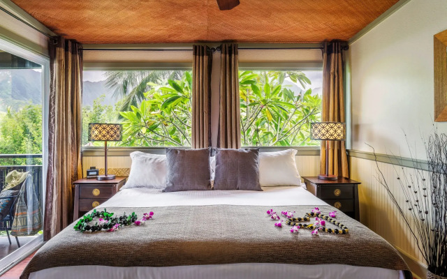 Paradise Bay Resort
