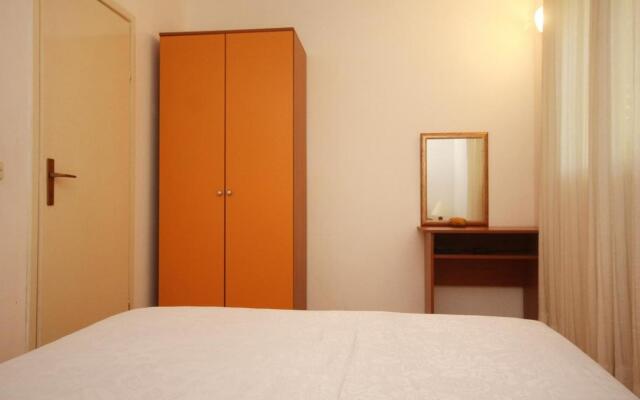 Tonka - 150m from the sea & parking - A3 C(2+1)