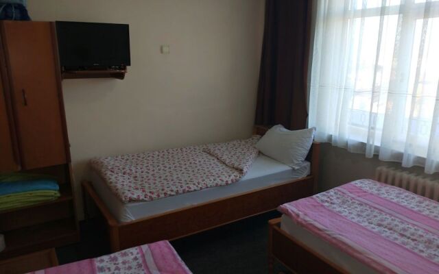 Otel Cinar
