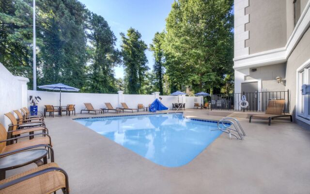 Courtyard by Marriott Raleigh Crabtree Valley