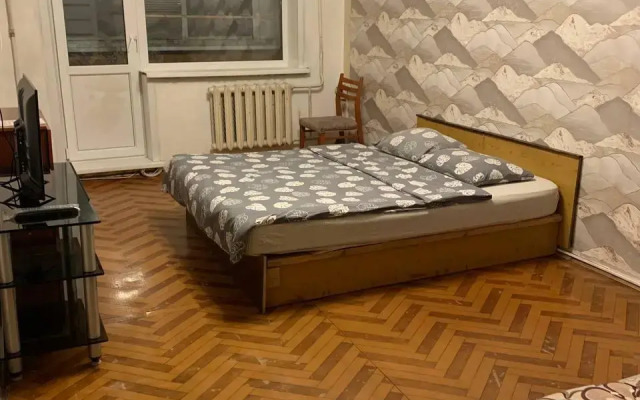 Счастливая матрешка на улице Дежнёвцев 5