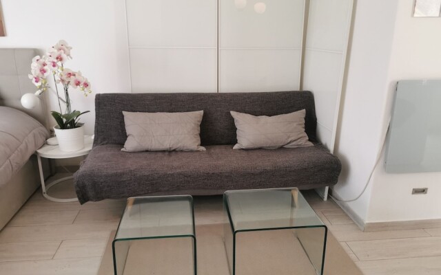 Cozy Sea View Apartment in Civitavecchia