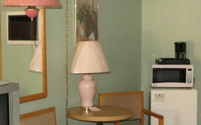 Satelite Motel
