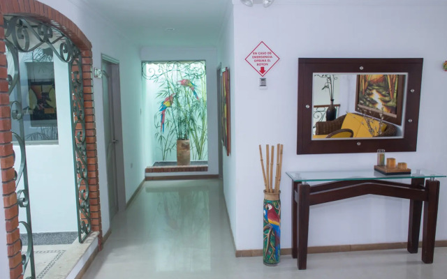 Hotel Costa Bonita