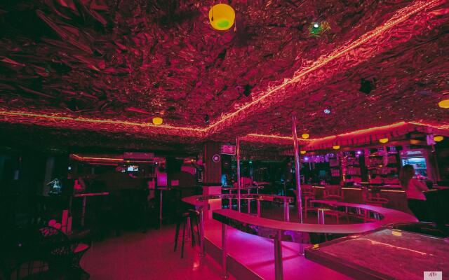Thumbstar Hotel Bar