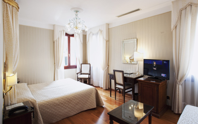 Hotel Ca' d'Oro Wenice Deep Culture