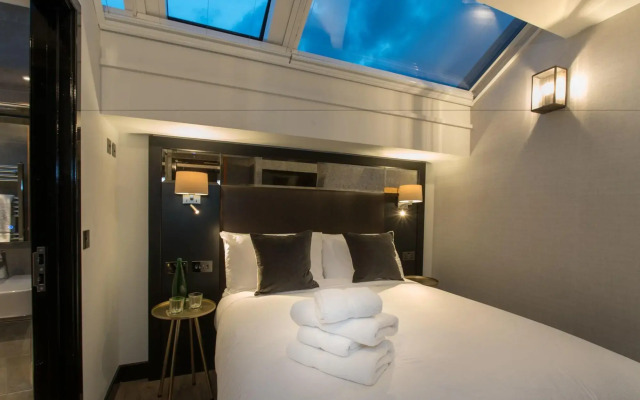 Camden Enterprise Hotel & Pub