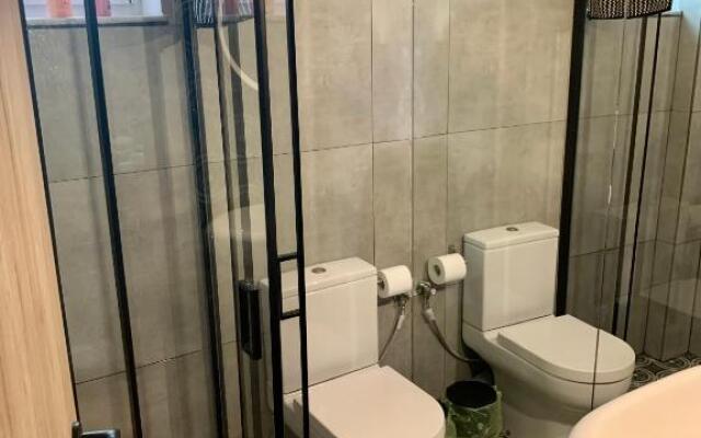 Modern and Spacious Apartment /5min walk to the center