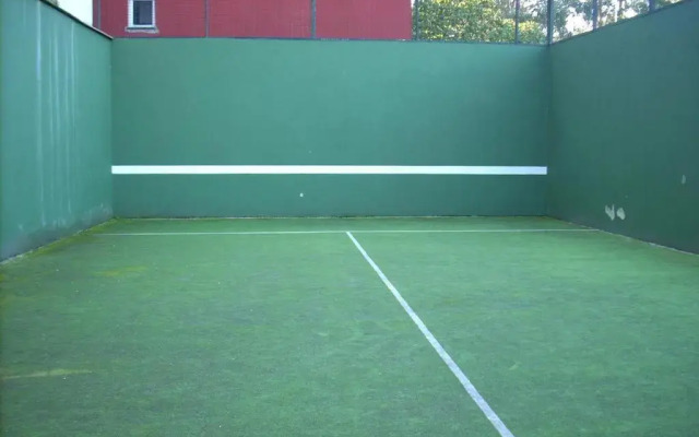 Mar azul en puerto azul