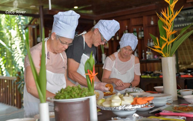 Hoi An Coco River Resort & Spa