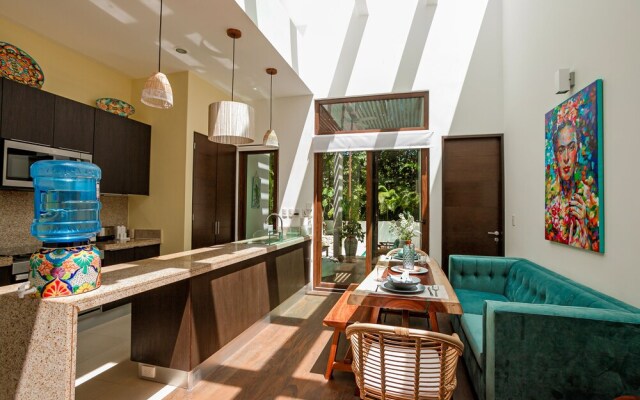 Marvellouse Town House, Terrace, Pool and Golf