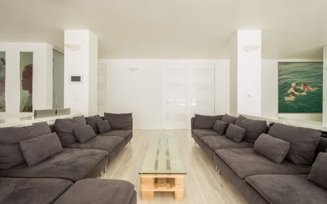 TriesteVillas LP 200