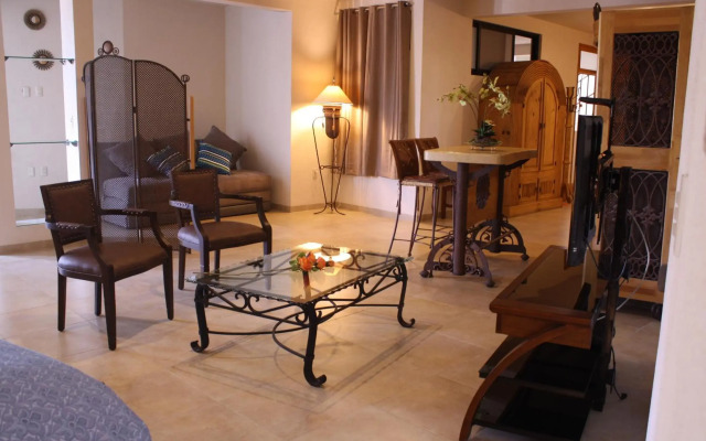 Casa Corazón de Plata Suites