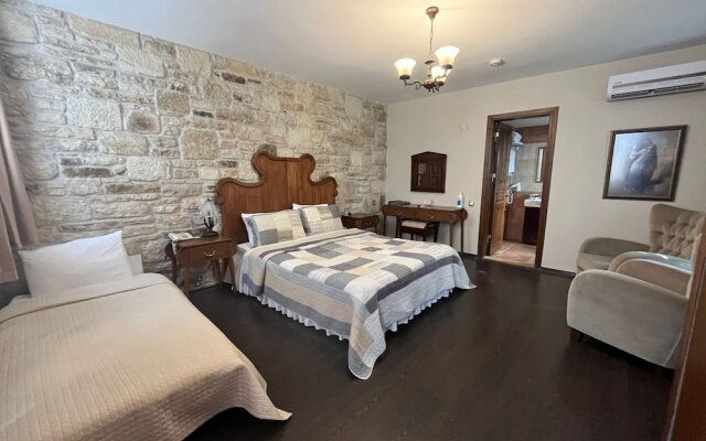 Griffon Boutique Hotel - Boutique Class