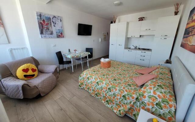 Rosato 3 Sea View Apartment