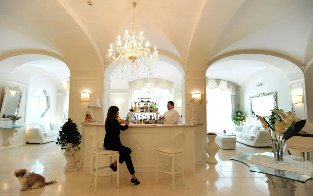 Minori Palace