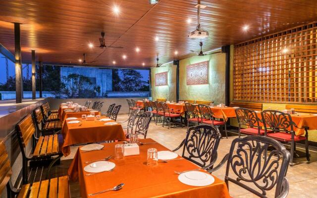 Treebo Premium Grand Emerald