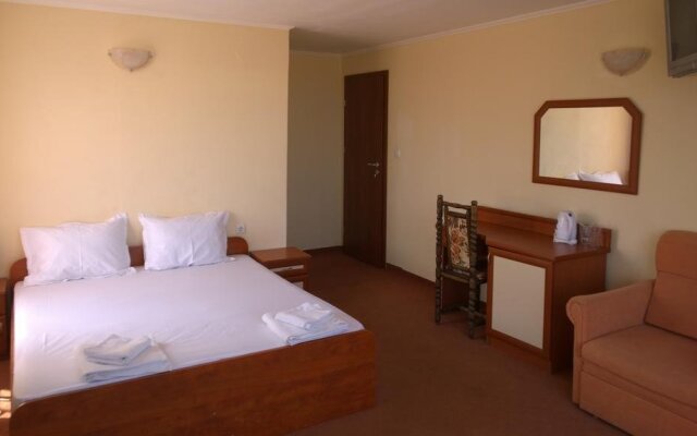 Elinor Guest House