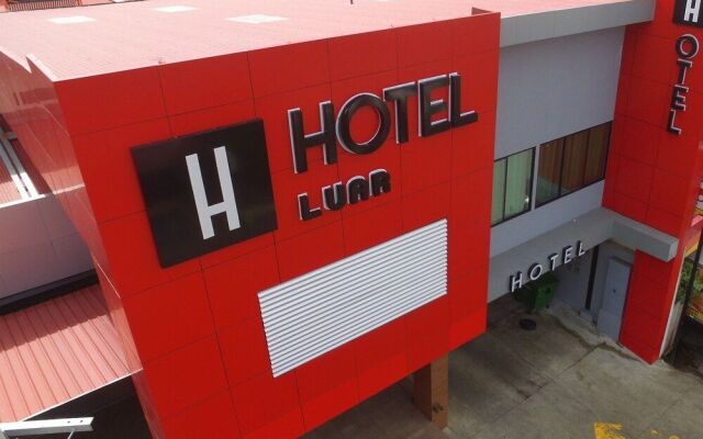 Hotel Luar