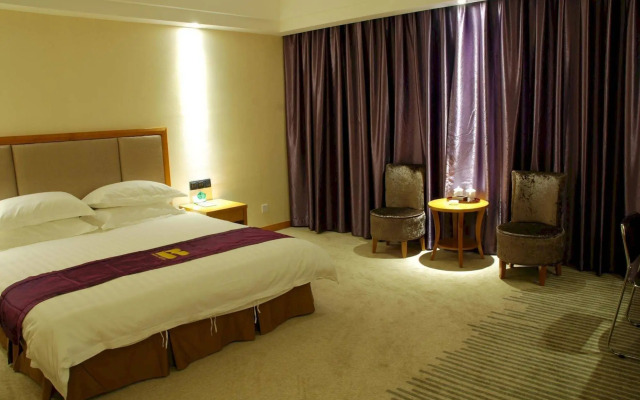 Wuhan Ruian Hailong Hotel