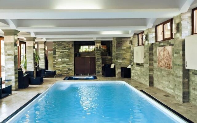 Hotel Grand