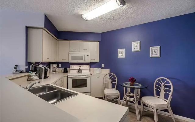 Vista Verde East 4-229