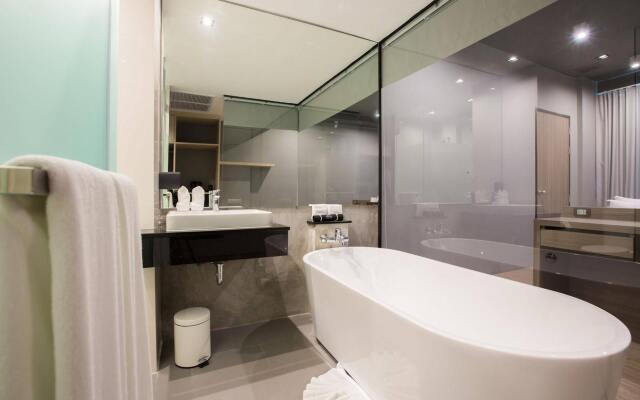Maya Phuket Airport Hotel