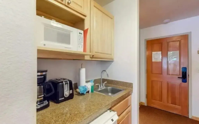 Studio Condo at Gateway Lodge in Keystone