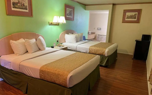 Travelodge By Wyndham Holbrook