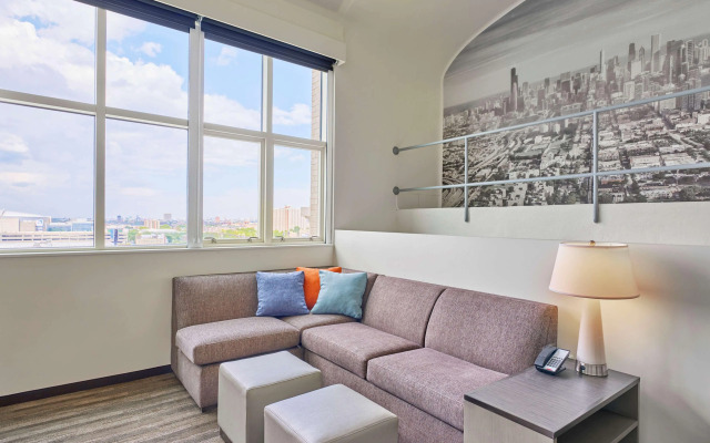 Hyatt Place Chicago Medical/University District