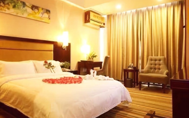 Huamao Hotel