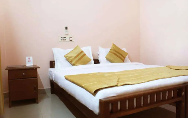 Thomson Regency by OYO Rooms